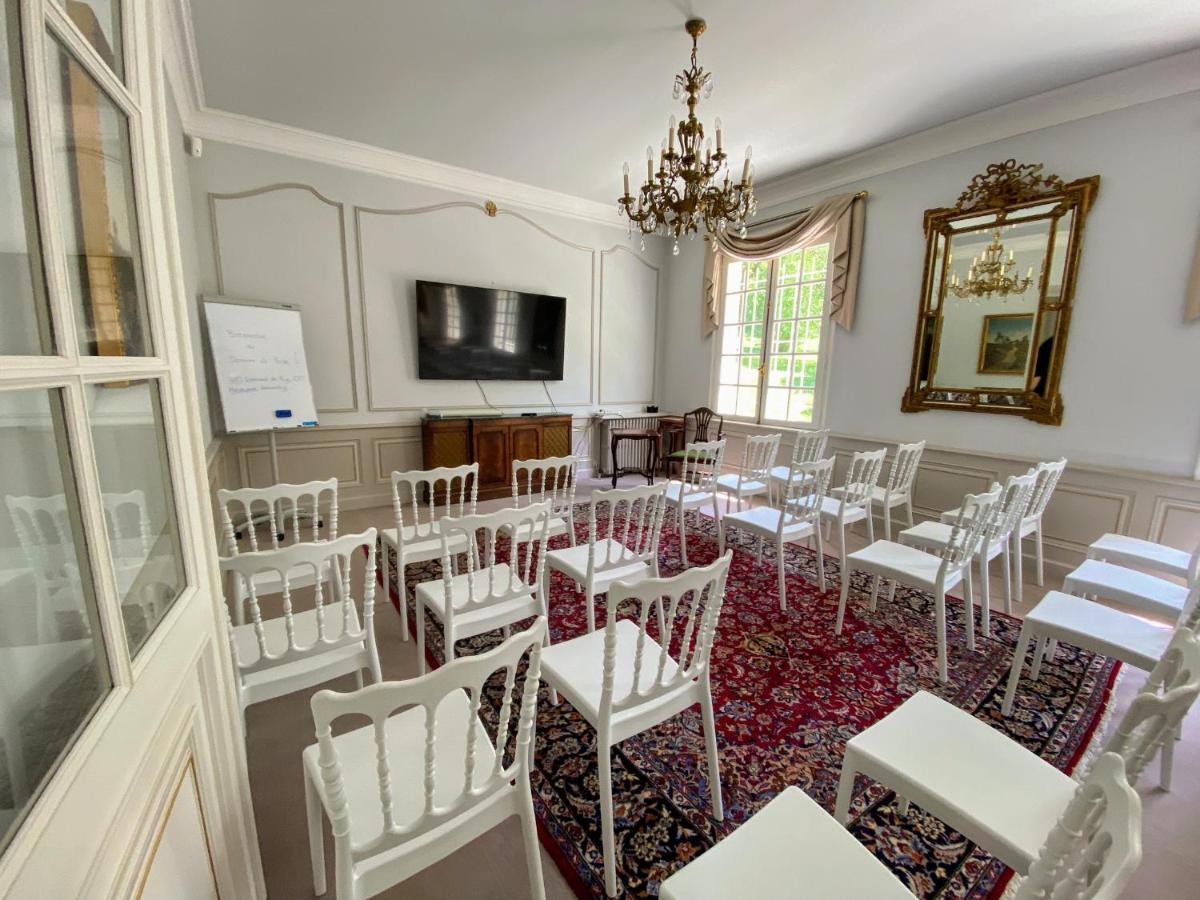 Manoir Et Appartements Avec Piscine Au Domaine De Bize Mirepoix Mirepoix  Exteriér fotografie